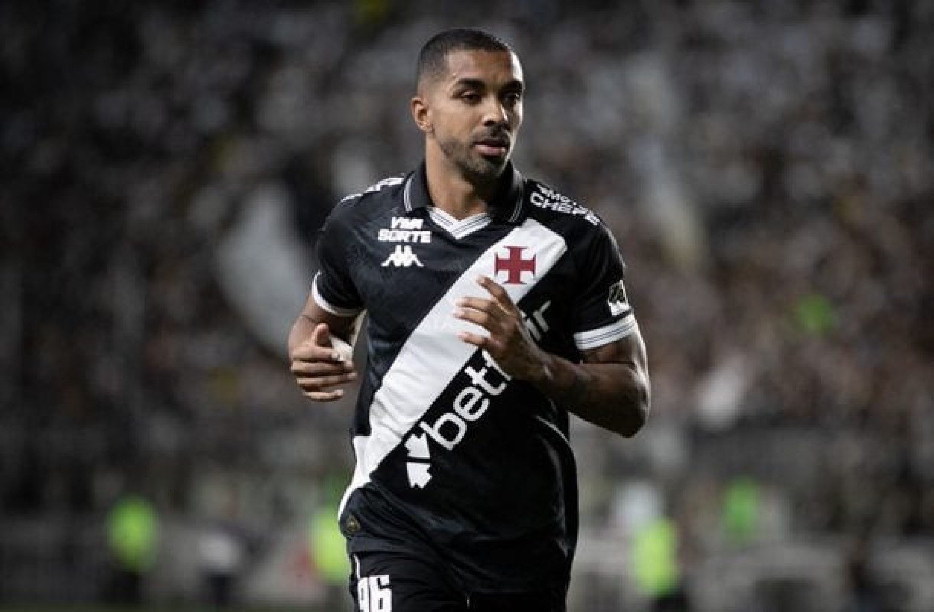 Paulo Henrique, do Vasco, ganha chance na Seleção Brasileira