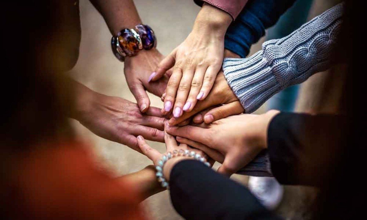 O poder da verdadeira amizade está entre as maiores riquezas da vida e não se prende ao tempo
 -  (crédito: PIXABAY/REPRODUÇÃO)