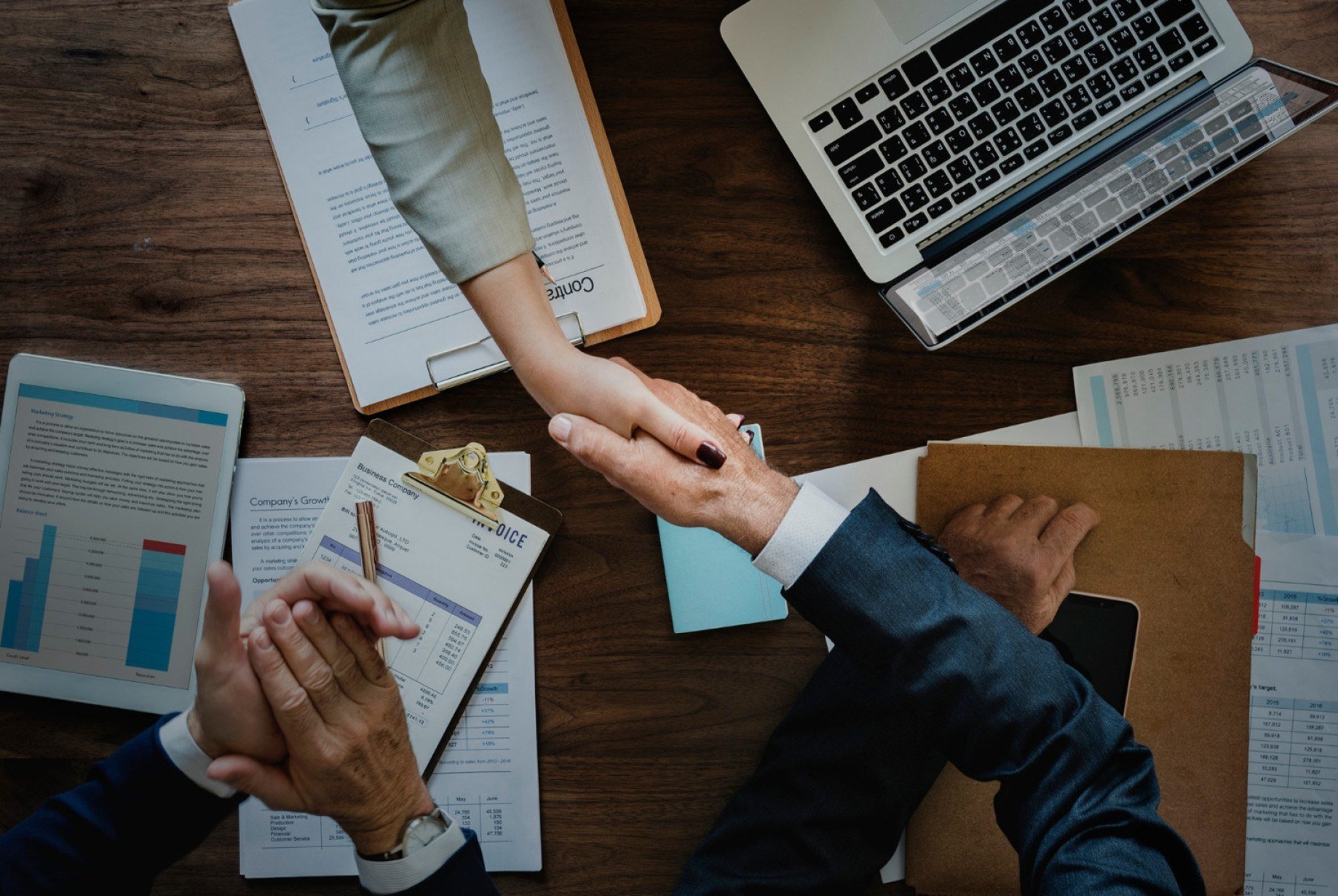 Grupo Decarvalho se une à holding Keller Williams - DINO
