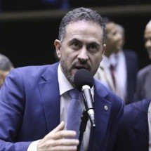 ‘Existe um mercado para abastecer falsificação’, diz relator de projeto sobre bebidas - Platobr Politica