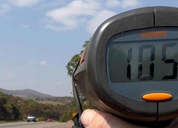 Séries levantaram dados e situações que mostram os perigos da alta velocidade e do avanço das áreas urbanas sobre as rodovias -  (crédito: Mateus Parreiras)