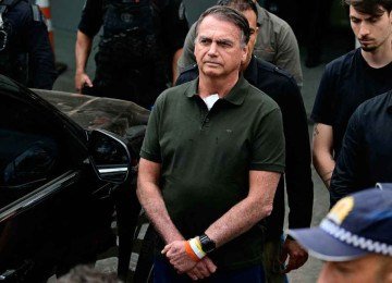 Bolsonaro pode não ter redução de pena com lembrança de crimes cometidos na ditadura -  (crédito: Pablo Porciuncula/AFP)