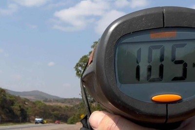 Séries levantaram dados e situações que mostram os perigos da alta velocidade e do avanço das áreas urbanas sobre as rodovias -  (crédito: Mateus Parreiras)