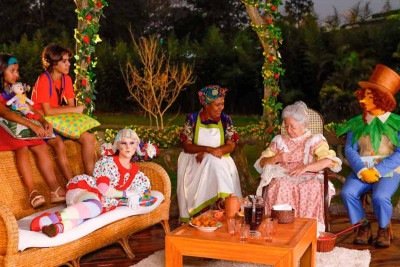  "O Picapau Amarelo", com Narizinho, Pedrinho, Tia NastÃ¡cia, Dona Benta e Visconde de Sabugosa, Ã© uma das principais atraÃ§Ãµes do SBT Kids destinado Ã s crianÃ§as de atÃ© 9 anos
 -  (crédito: JoÃ£o Raposo/SBT)