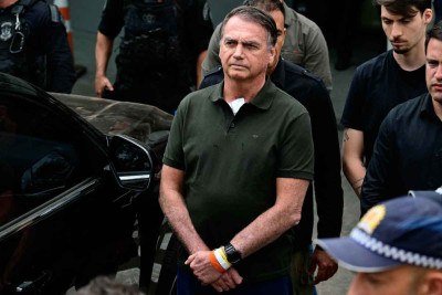 Bolsonaro pode não ter redução de pena com lembrança de crimes cometidos na ditadura -  (crédito: Pablo Porciuncula/AFP)