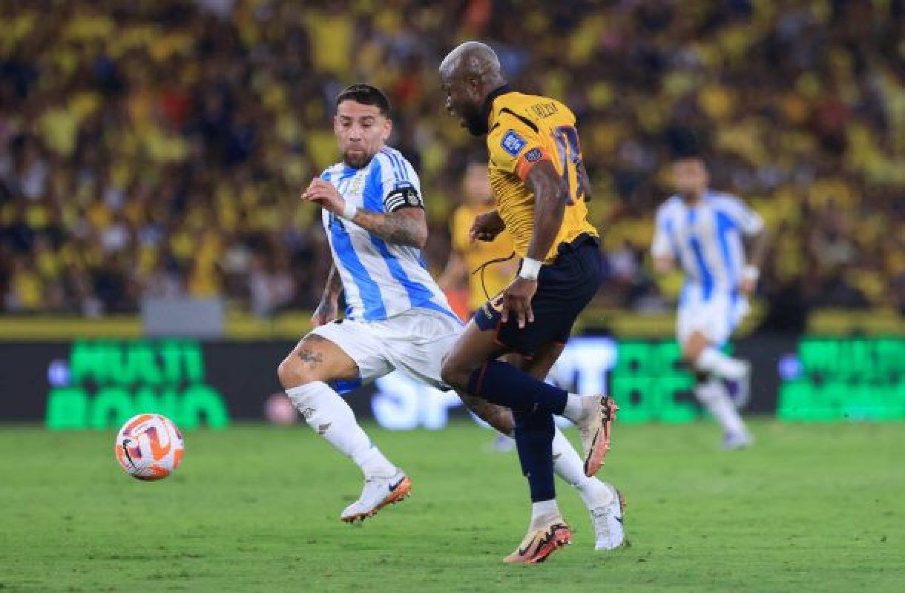 Otamendi é suspenso pela Fifa e deve perder a estreia da Argentina na Copa do Mundo