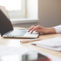 7 sinais de alerta para identificar uma vaga de emprego falsa no exterior - pxhere