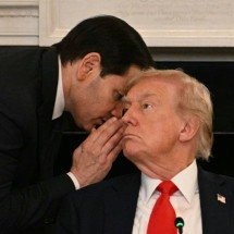 Trump anuncia que Israel e Hamas concordam com libertação de reféns e retirada de tropas de Gaza - Jim Watson - 8.out.25/AFP