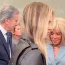 Climão? Charlize Theron ignora Johnny Depp em evento, e vídeo viraliza - Reprodução de vídeo / X