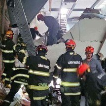 Uma pessoa morre em desabamento de restaurante em São Paulo - Corpo de Bombeiros de SP/Divulga&ccedil;&atilde;o