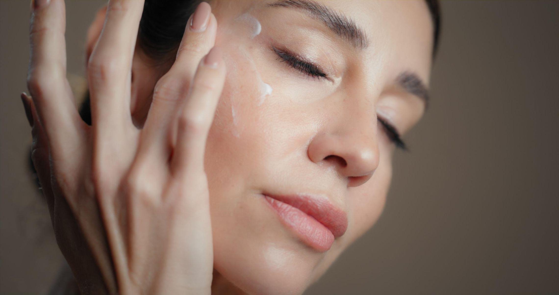 Suplementos de colágeno funcionam? E é melhor tomar, injetar ou passar na pele? - Getty Images
