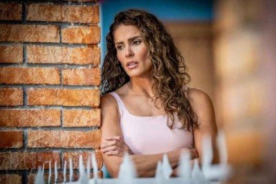 Eva Cedeño interpreta Estrela Contreras Lage, na produção mexicana que é lider de audiência em seu país  -  (crédito: Televisa/SBT/Divulgação)
