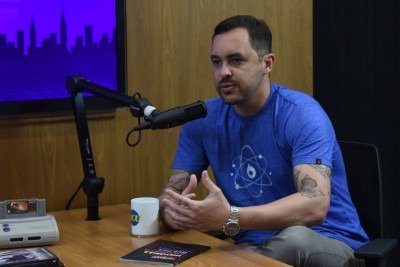 Alisson Maria, gerente de marketing sênior da Hotmart, explicou que o Fire, evento da empresa, acompanha a evolução do mercado digital. -  (crédito: Gladyston Rodrigues/EM/D.A Press)