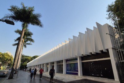 Palácio das Artes, em BH, continua na lista de imóveis que podem ser vendidos ou federalizados para pagamento da dívida de Minas Gerais com a União       -  (crédito: Jair Amaral/EM/D.A Press)