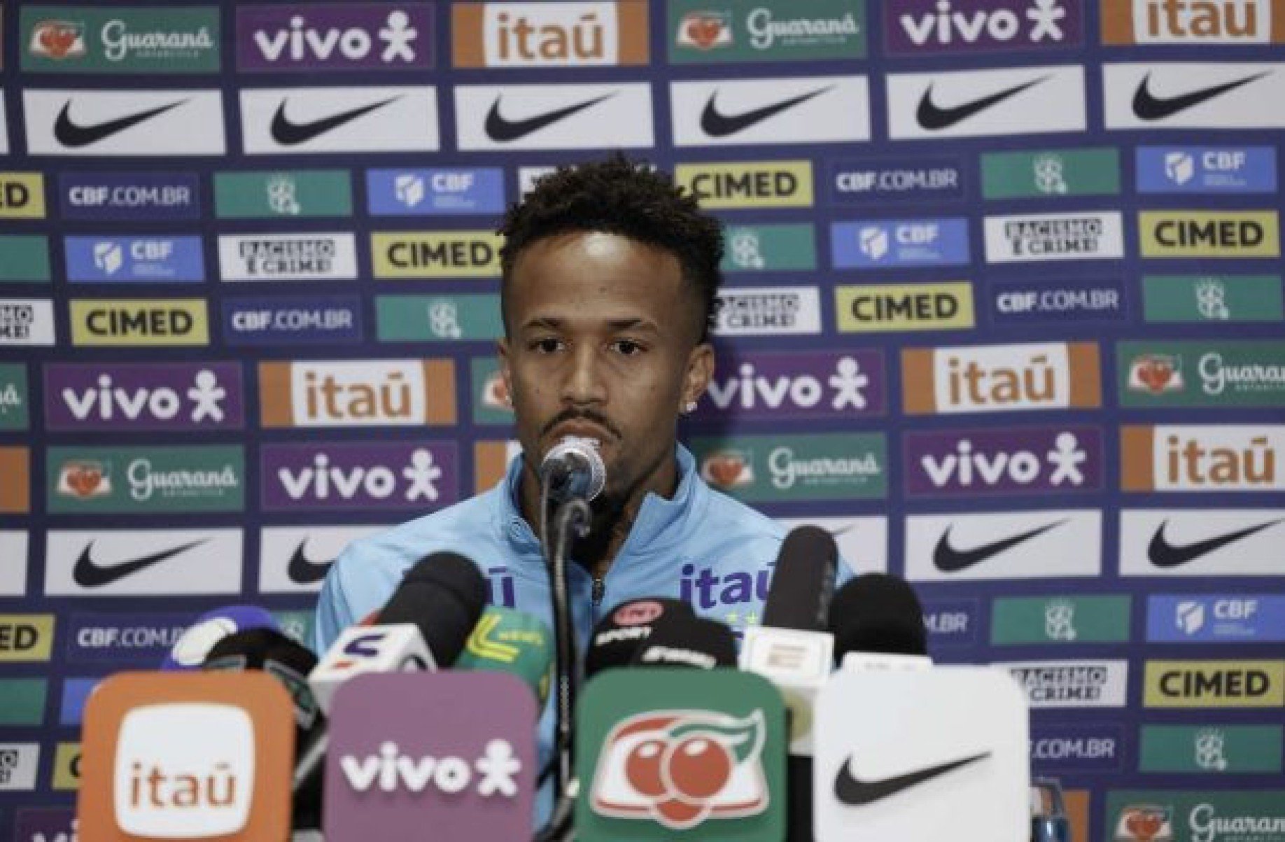 De volta à Seleção, ??der Militão revela que pensou em “parar” após lesões