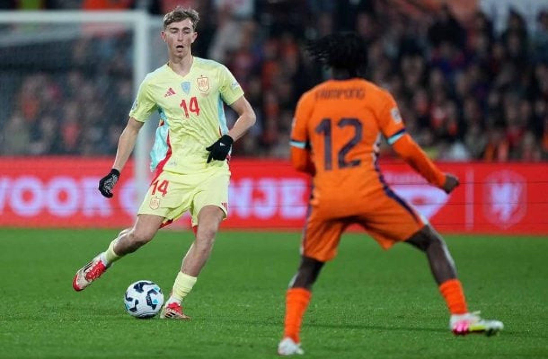 Após lesão detectada, zagueiro do Real Madrid é cortado da seleção da Espanha