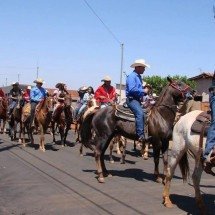 Às 14h, a caravana de peões e amazonas iniciará seu trajeto rumo à Igreja de Nossa Senhora Aparecida, no bairro Vila Maria -  (crédito: Emílio Matos/Divulgação)