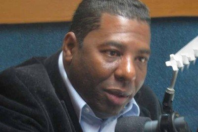 A Justiça de São Paulo determinou a penhora dos valores que o cantor Netinho de Paula vier a receber em direitos autorais, como forma de quitar uma dívida que se arrasta há mais de dez anos.
 -  (crédito: Mílton Jung /Wikimédia Commons)