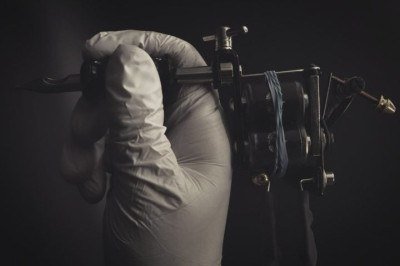 Uma letra 'N'. Foi o que faltou em uma tatuagem feita em Itajubá, no Sul de Minas Gerais, o que resultou em uma indenização de R$ 3 mil a uma cliente. -  (crédito: Jake Parkinson/Pixabay)