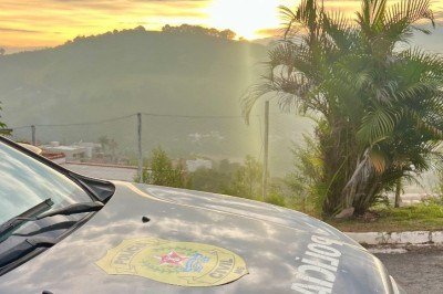À Polícia Militar de Minas Gerais (PMMG), a adolescente de 14 anos denunciou a mãe em agosto deste ano -  (crédito: Divulgação PCMG)