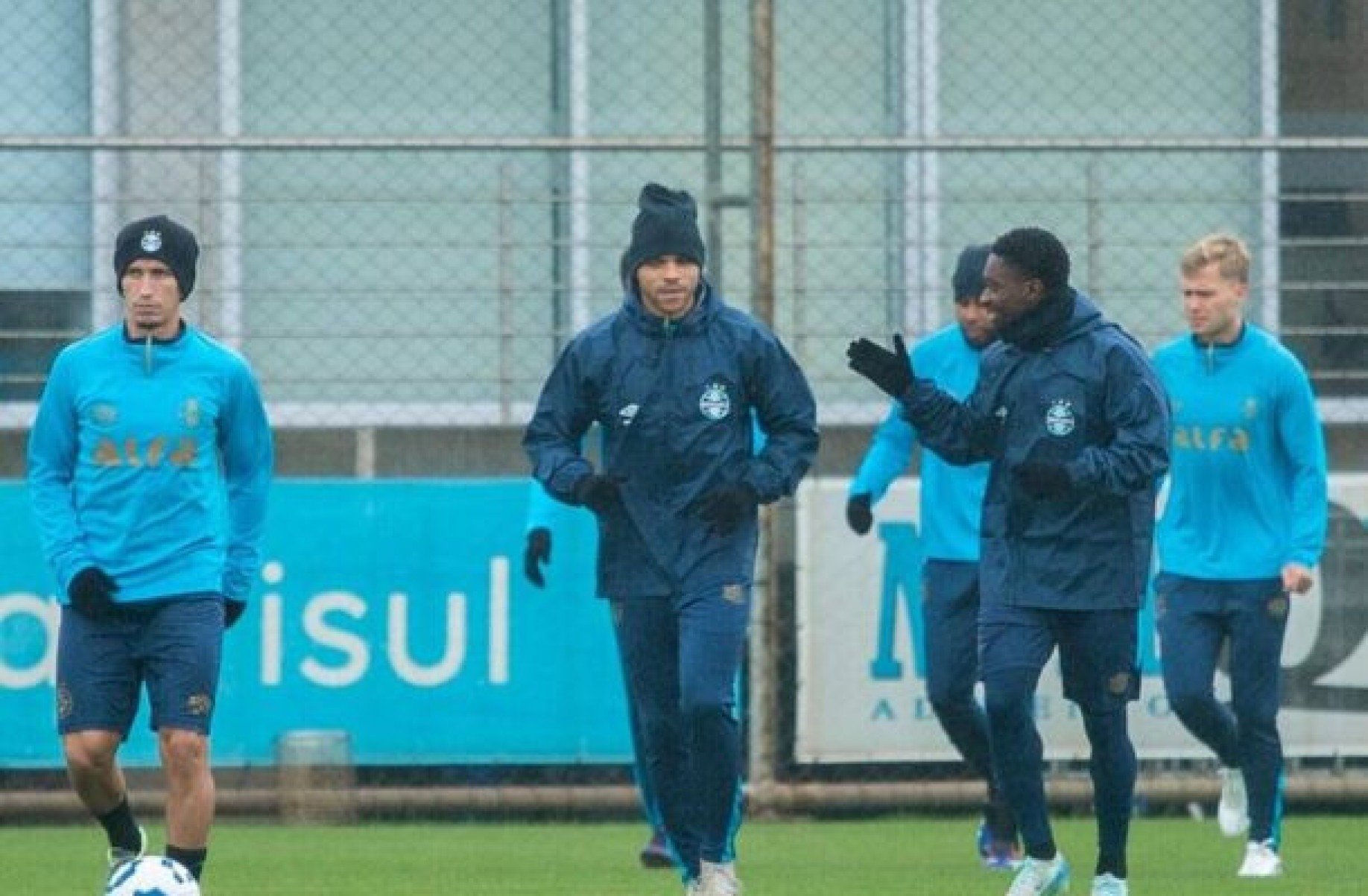 Grêmio vive expectativa por avanço em recuperação de Braithwaite