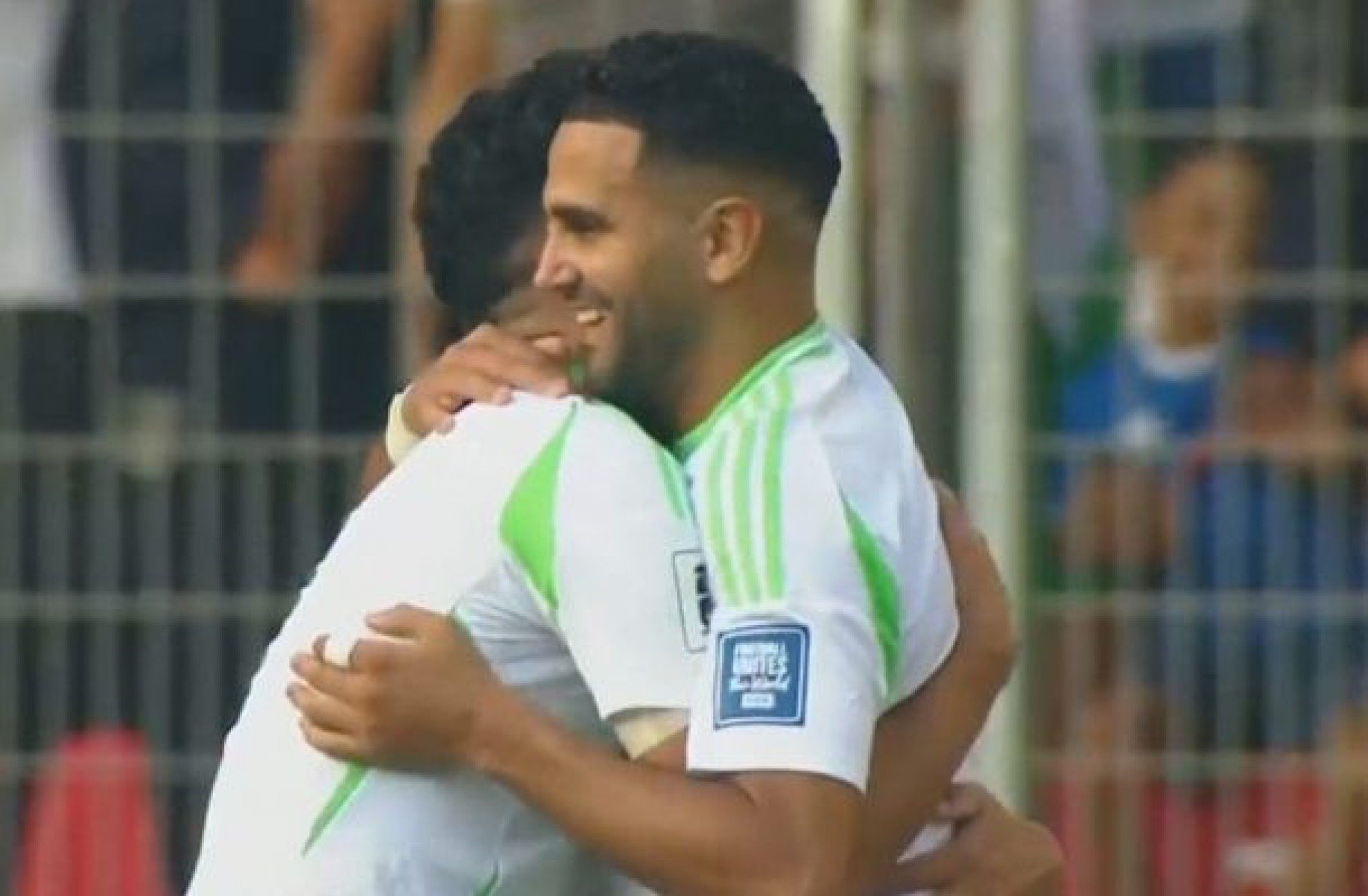 Mahrez arrasa, Argélia vence a Somália e se classifica para a Copa de 2026