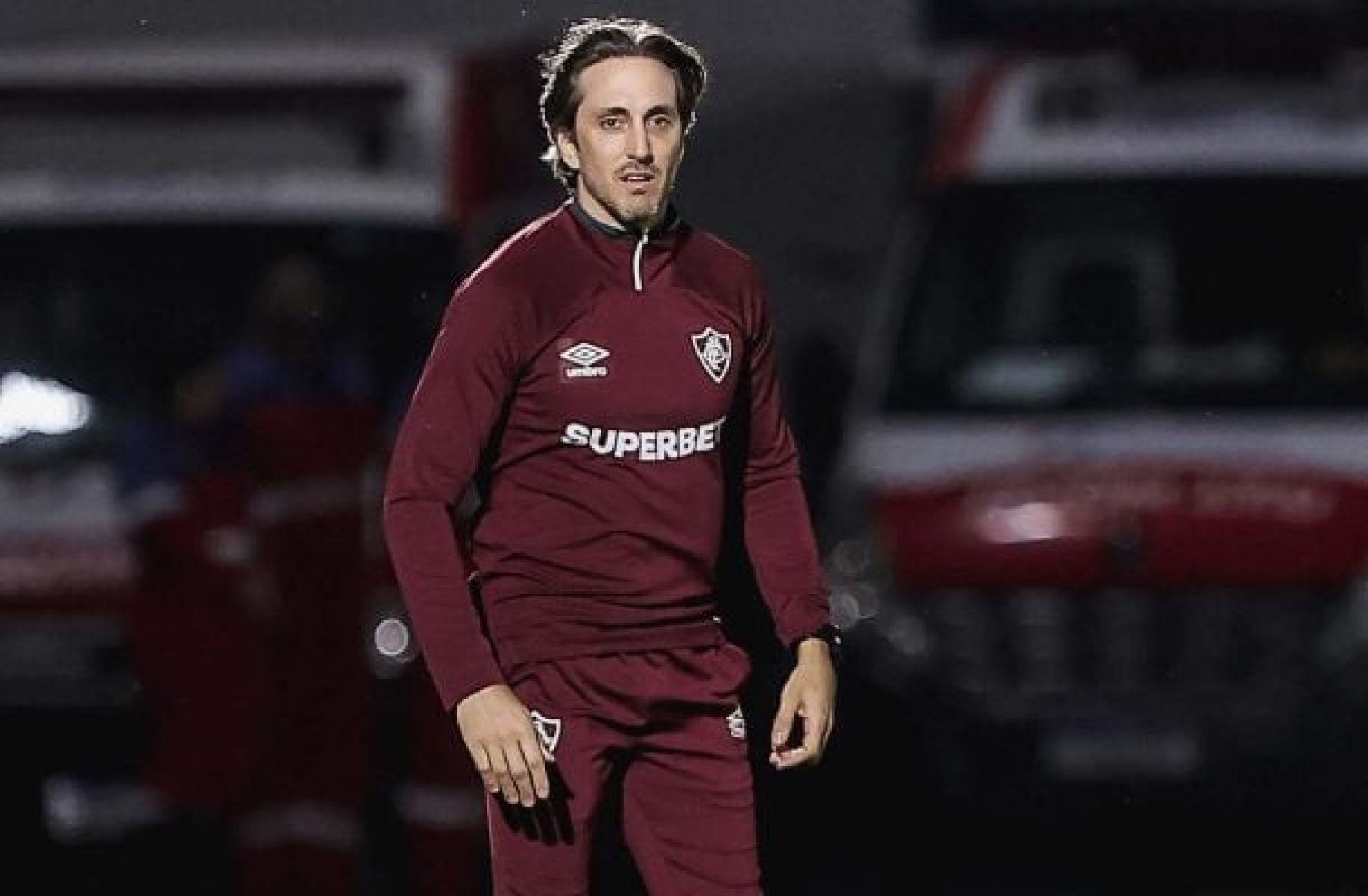 Zubeldía detona arbitragem após derrota do Fluminense: “Prejudica o trabalho”