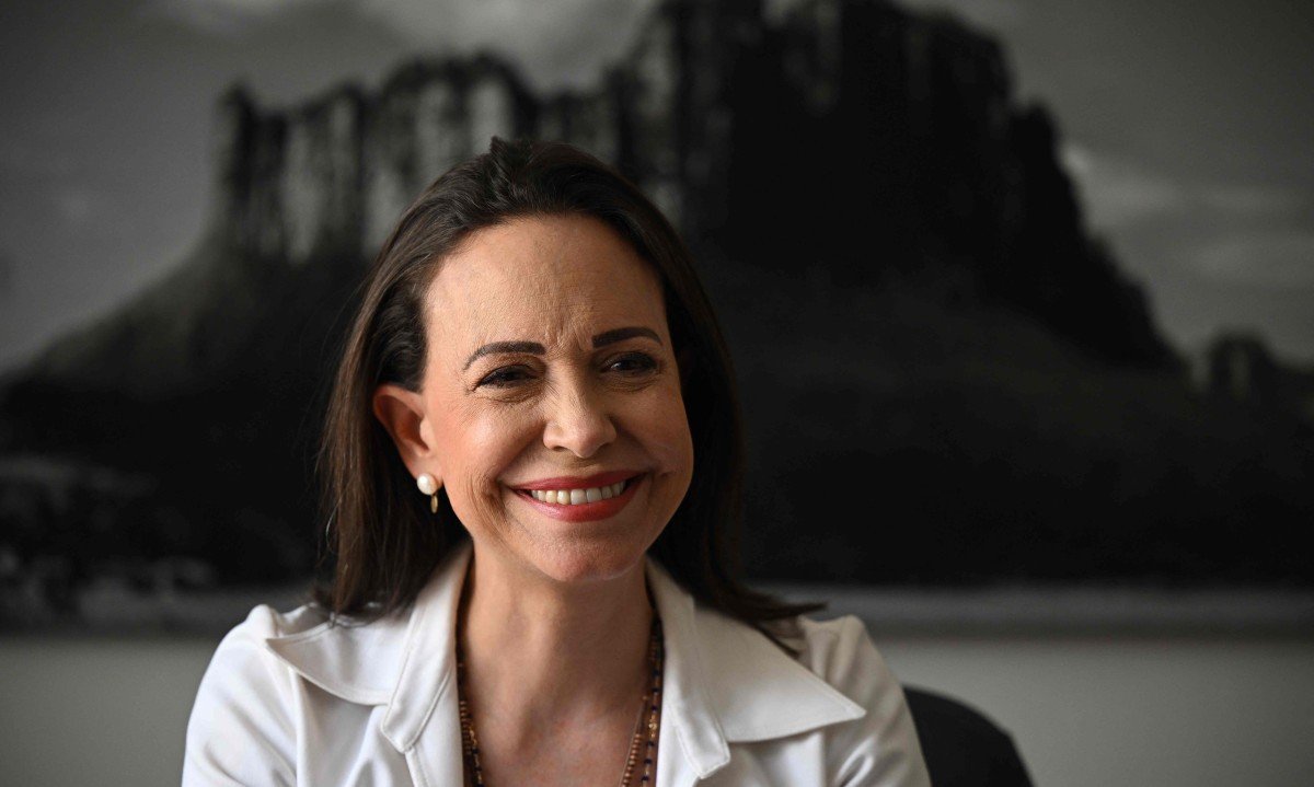 Mar&iacute;a Corina Machado &eacute; um dos principais nomes da oposi&ccedil;&atilde;o a Maduro -  (crédito: Federico PARRA / AFP)