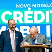 Programa facilitará acesso à casa própria de até R$ 2,5 milhões - Ricardo Stuckert/PR
