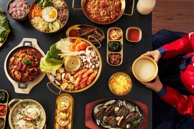 Pratos coreanos e japoneses conquistam espaço nas cozinhas brasileiras com sabores autênticos e preparo simples -  (crédito: Canva)