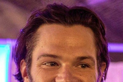 Jared Padalecki será  protagonista do novo filme da Netflix “A Guarda-Costas”, uma adaptação baseada no livro homônimo de Katherine Center que deve estrear na plataforma em 2026. -  (crédito:  Domínio Público)