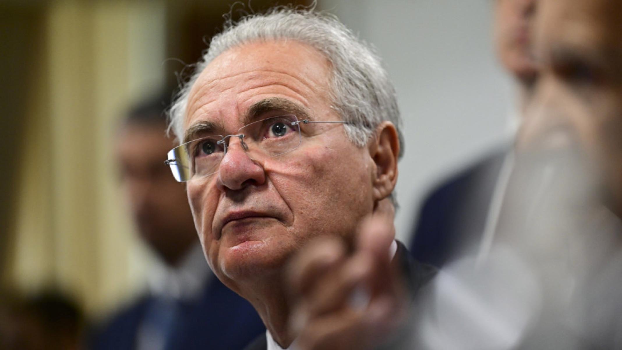 É preciso calcular o impacto das mudanças do IR na atividade econômica, diz Renan - Platobr Politica