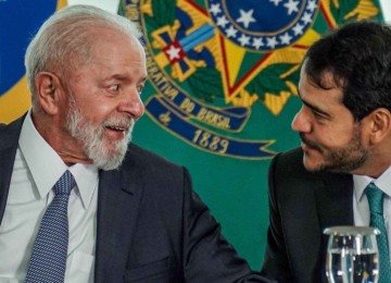 Lula pode encerrar ‘exclusividade evangélica’ de Bolsonaro no STF e acenar a igrejas -  (crédito: Platobr Politica)