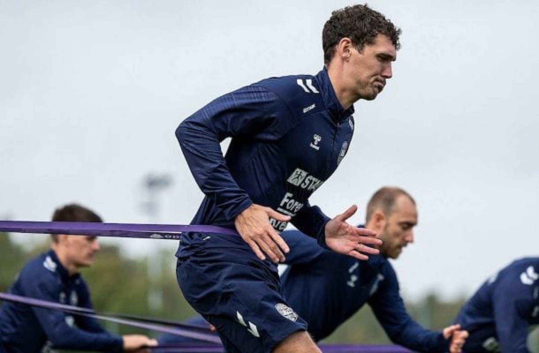 Dinamarca x Grécia: onde assistir, escalações e arbitragem