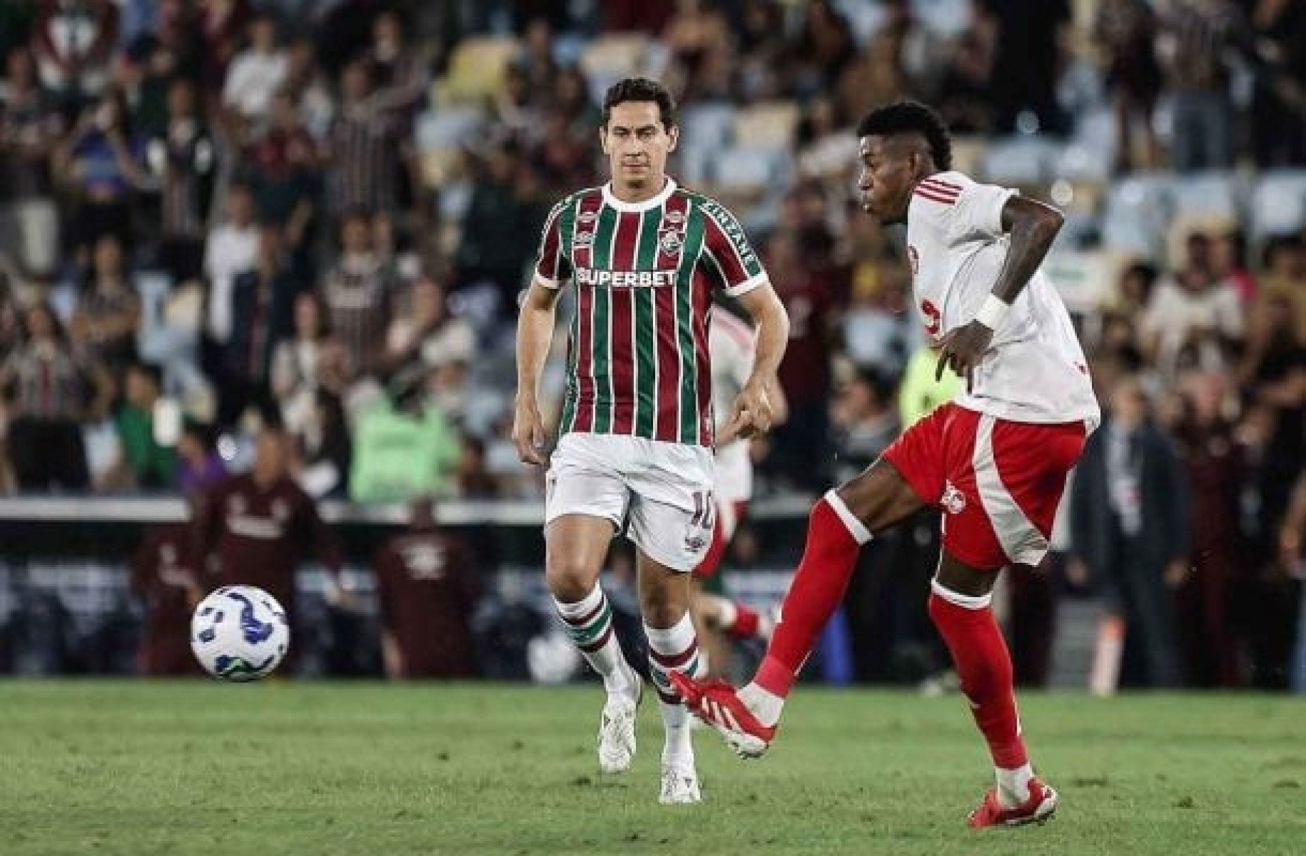 Ganso pode voltar ao Fluminense até o fim de outubro