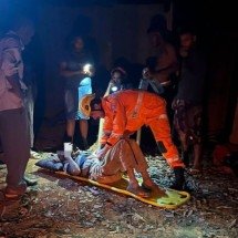 MG: idoso despenca 8 metros em cisterna desativada e é resgatado - CBMMG/Divulgação