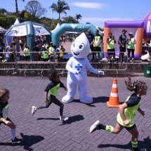 Zé Gotinha participa de ação em BH para incentivar vacinação infantil - Gladyston Rodrigues/EM/D.A.Press