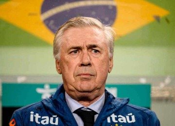 Técnico italiano Carlo Ancelotti está no comando da Seleção Brasileira -  (crédito: ANTHONY WALLACE/AFP)