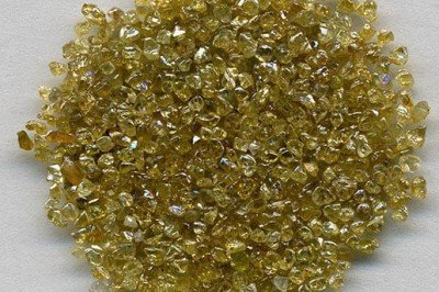 O diamante é uma das pedras mais preciosas do planeta. Ele não existe em abundância na natureza. E enche os olhos com seu brilho magnifico.  -  (crédito: James St. John/wikimedia commons)