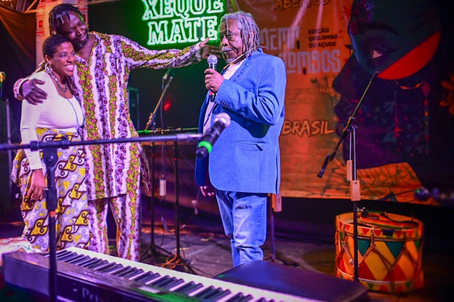 Sérgio Pererê e Maurício Tizumba foram convidados por lfátókí, filha de Martinho da Vila, para fazerem participação especial no show da cantora.-Leandro Couri/EM/D.A.Press