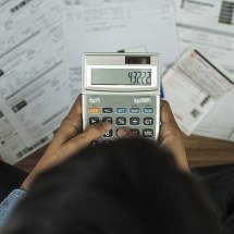 O consumidor na era digital e o superendividamento: proteção ou ilusão?