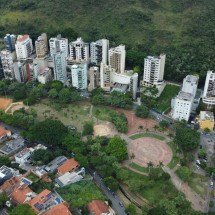 PBH prorroga prazo para construção de espaço para pets na Praça JK - Leandro Couri/EM/D.A.Press
