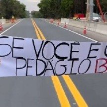 Cleitinho pede buzinaço contra pedágio na BR-262: 'Quase fui atropelado' - Reprodução/Instagram
