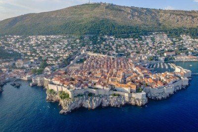 Uma das cidades mais visitadas da Europa vem adotando medidas rigorosas para tentar conter o turismo em massa. -  (crédito: Ivan Bagi?/Pixabay )