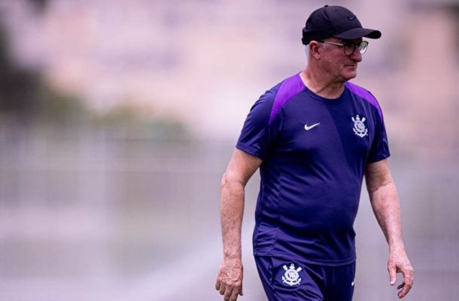 Dorival Júnior prepara Corinthians com três mudanças para o clássico