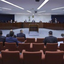 Plenário vazio: segundo julgamento da trama golpista começa com pouco público no STF