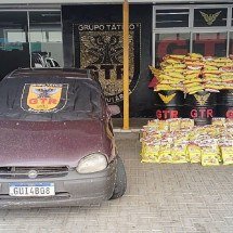 Trio suspeito de roubar carga para revender produtos é preso na Grande BH - PMMG