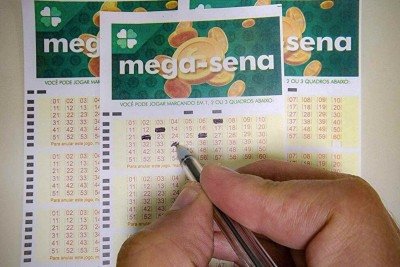 Não houve ganhadores na Mega-Sena desta terça-feira (14/10)
 -  (crédito: Caixa/Reprodução)