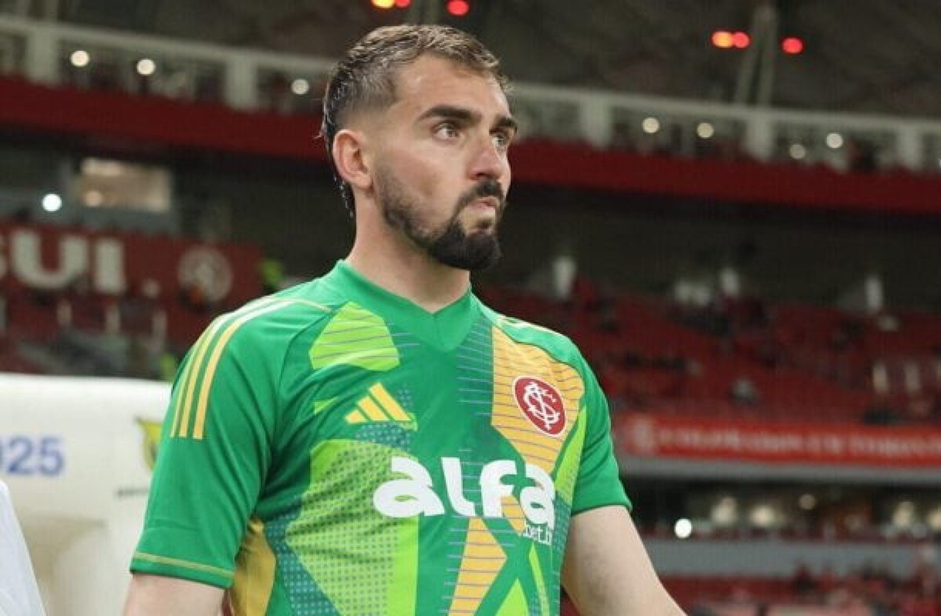 Histórico de lesões de Rochet abre caminho para Anthoni retomar vaga de titular