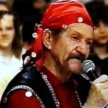 Ex-jurado do Show de Calouros de Silvio Santos, Pedro de Lara era o ranzinza mais querido do Brasil - Reprodução do Youtube